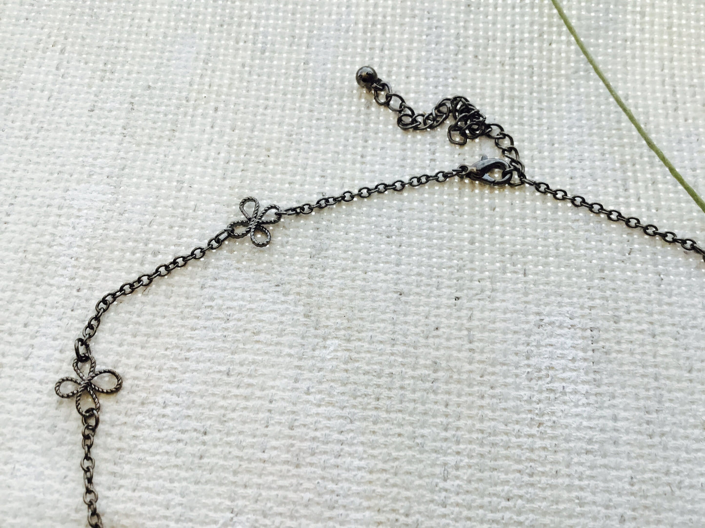 Vintage / Antique / Pewter / Purple Amethyst Crystal / Butterfly Drop Teardrop / Necklace